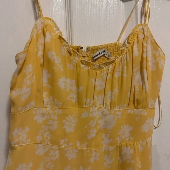 Sunny Yellow Floral Maxi Dress - Picture 2 of 4